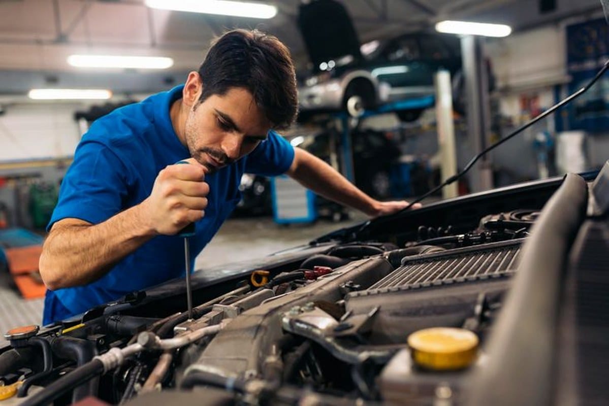 Cincinnati’s Transmission Experts Who Bring the Shop to You